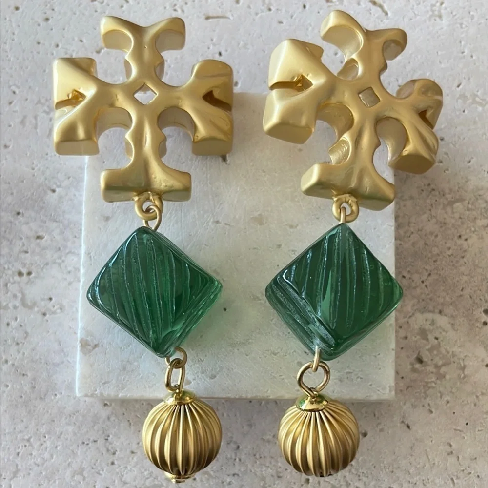 TORY BURCH Elegant Green and Gold Earrings